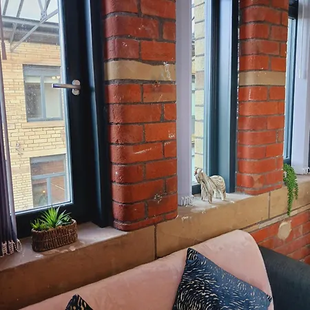 Bliss Contractor Apartments- Sleeps 6 Bradford  Esterno foto