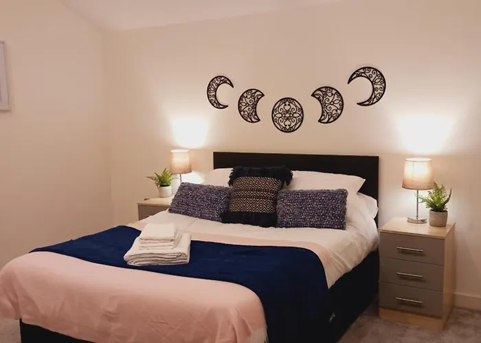 Bliss Contractor Apartments- Sleeps 6