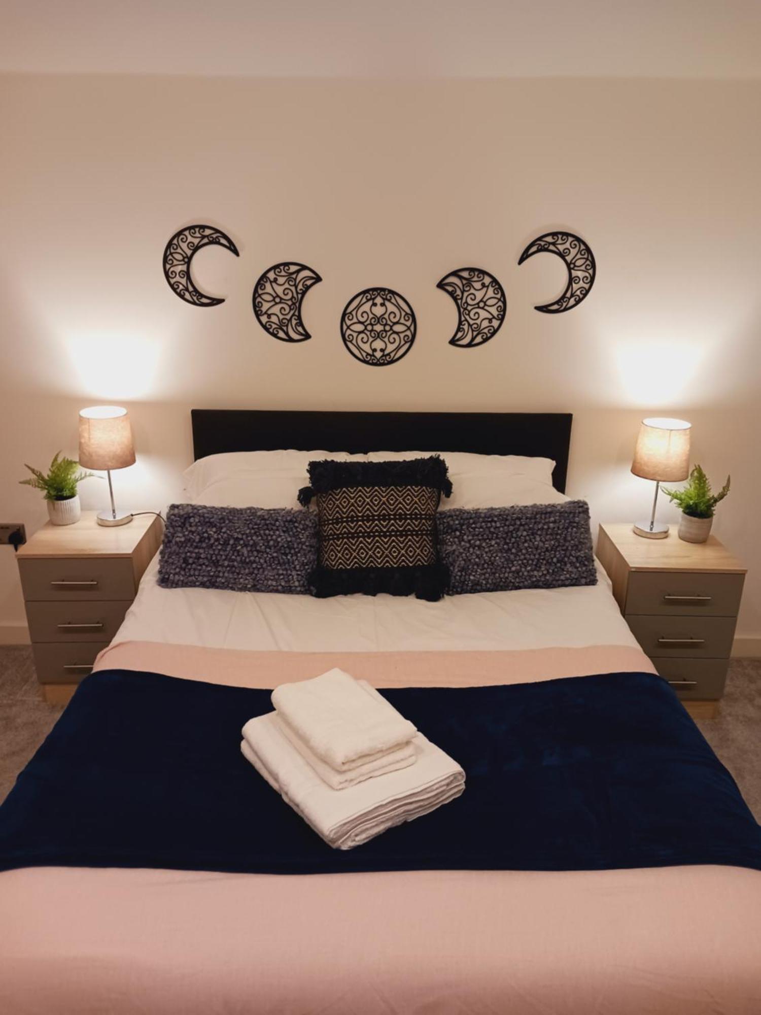 Bliss Contractor Apartments- Sleeps 6 *