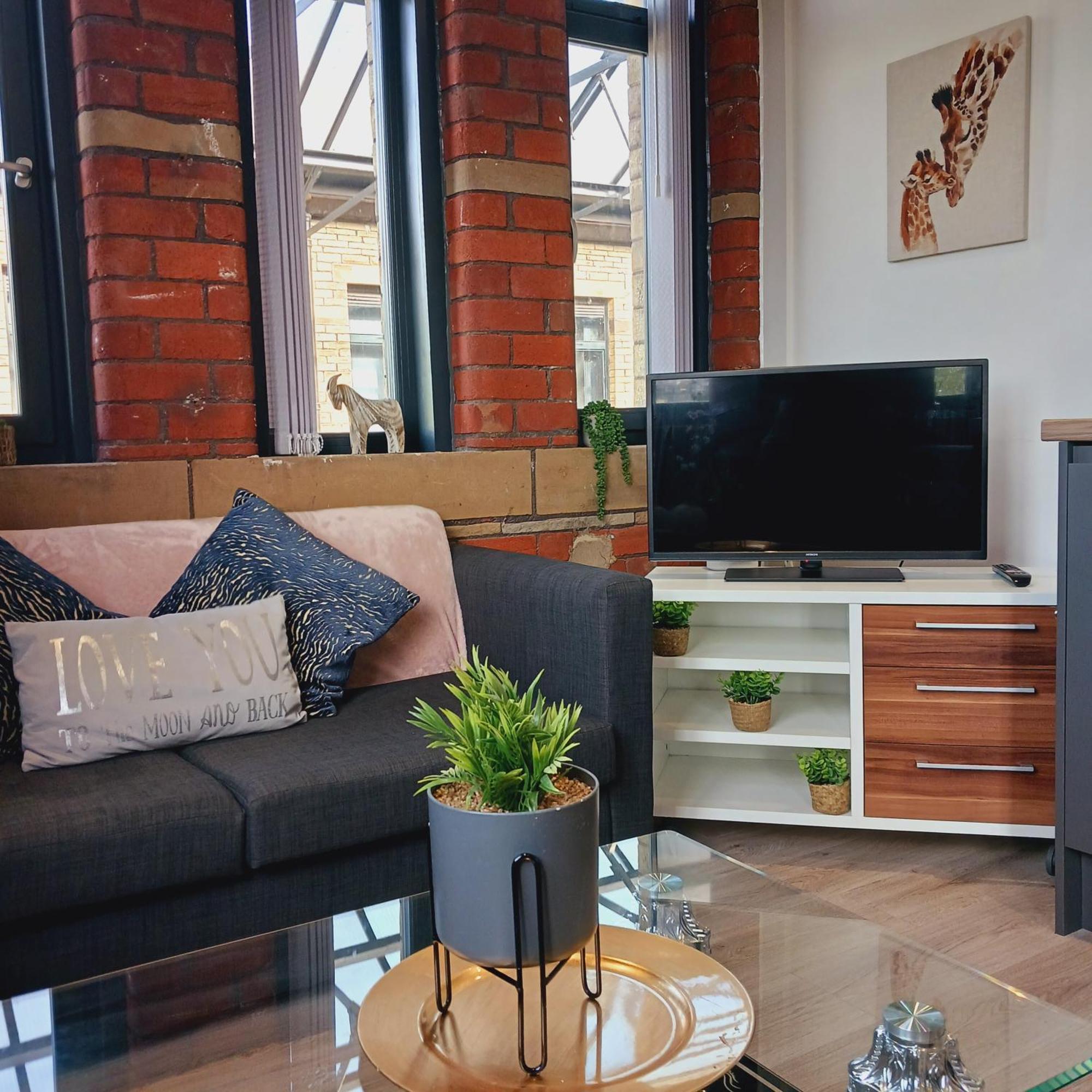 Bliss Contractor Apartments- Sleeps 6 Apartment