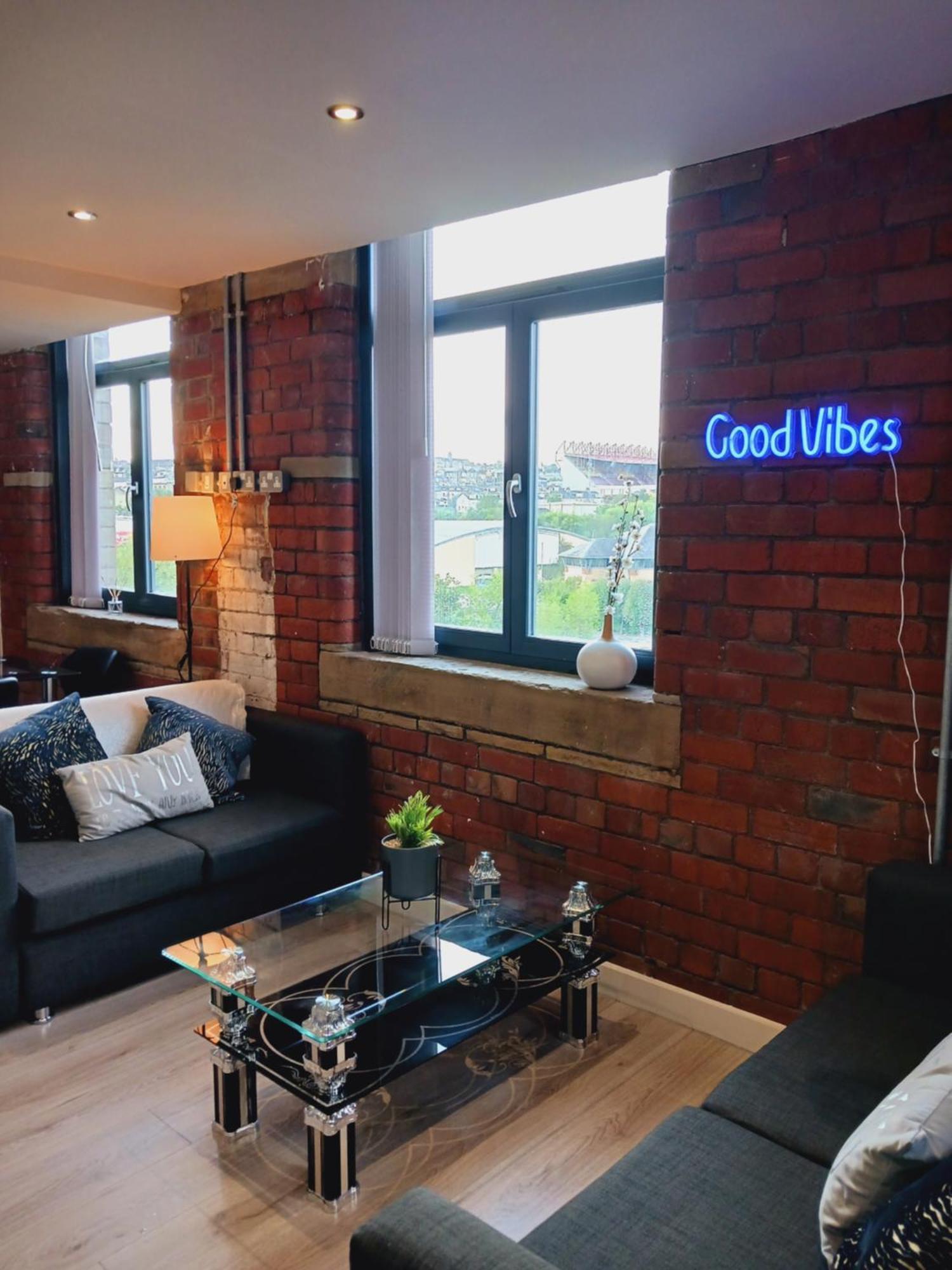 Bliss Contractor Apartments- Sleeps 6 Bradford (West Yorkshire)